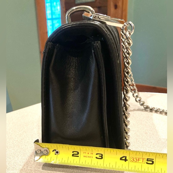 Excellent like new condition Rebecca Minkoff large, black, chevron crossbody - Picture 9 of 10